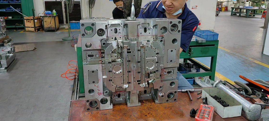 Customized Plastic Injection Tooling for Efficient Plastic Manufacturing