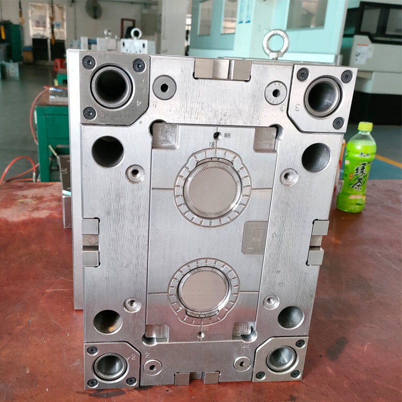LKM Multi Cavity Injection Moulding 300k Cycle Plastic Injection Tooling
