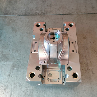 Precision Components Thermoplastic Plastic Injection Mould With P20 Steel Material