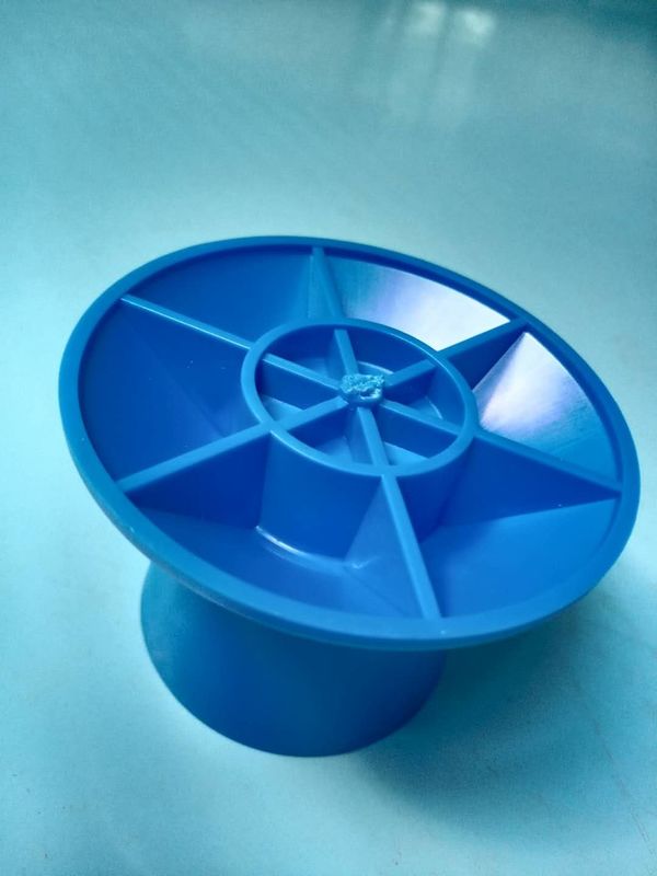 Plastic base holder injection mould making plastic molded products