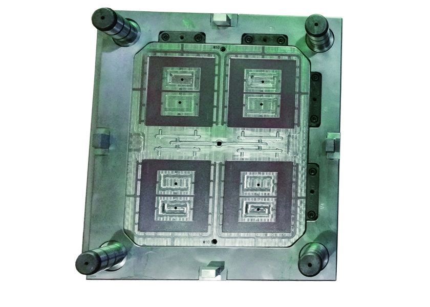 PC GF 10% Equipment Cover S136 Steel Plastic Injection Mould