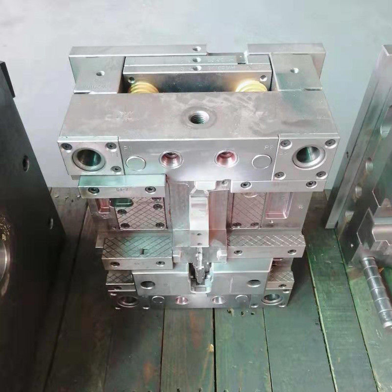 ODM DIN2312 Plastic Injection Mold For ABS Plastic Auto Parts