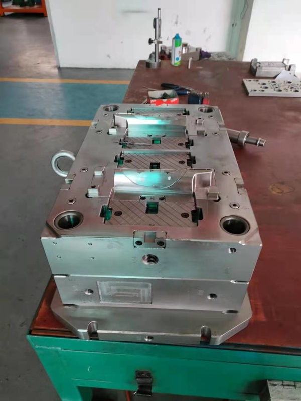 300k - 1000k Cycles E420 Precision Plastic Injection Mold