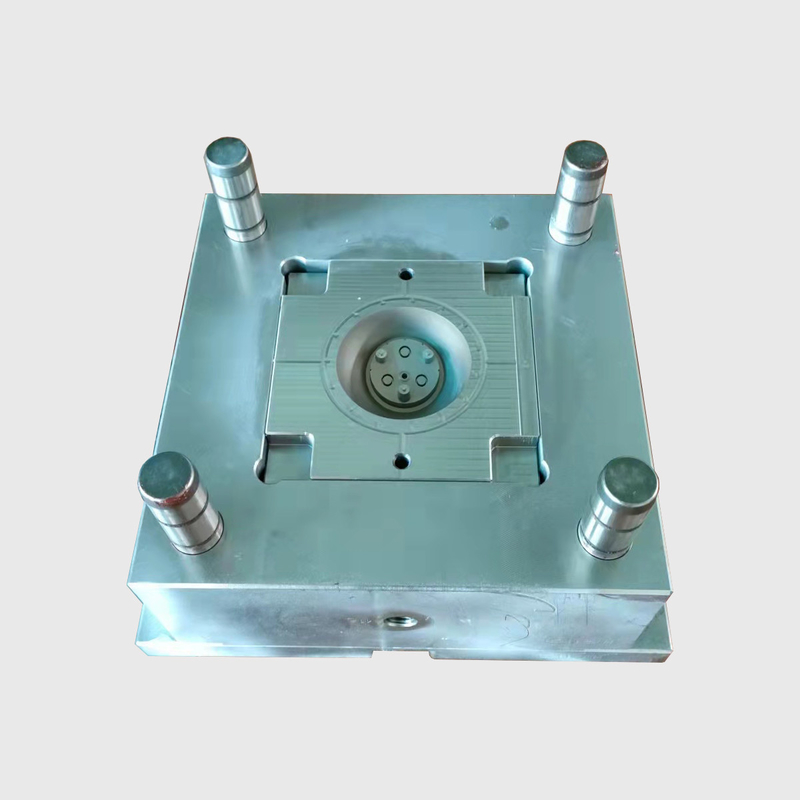 PETS Precision Plastic Injection Mould With 60HRC Steel FINKL Hardness